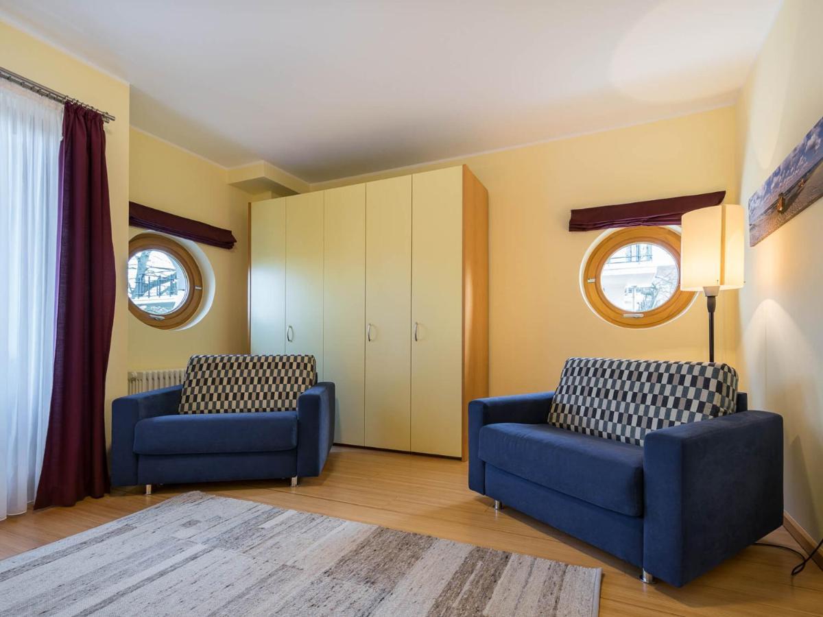 Kaiservillen Heringsdorf - Ferienwohnung Mit 1 Schlafzimmer Und Balkon Dr4 מראה חיצוני תמונה